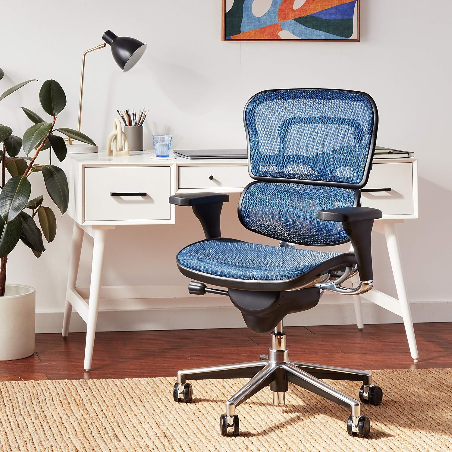 High-Back Mesh Office Chair With Multi-Angle Adjustment And Tilt Lock